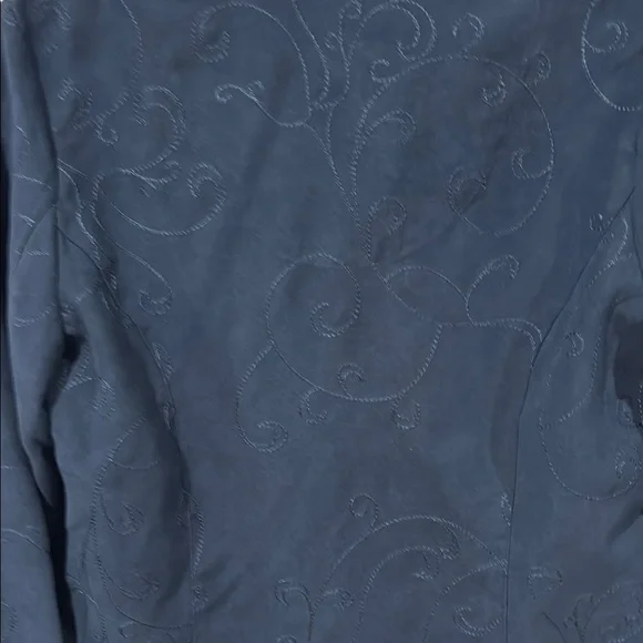 croft & barrow Medium Gray Blue Zip-Front Embroidered Blouse - Picture 4 of 7